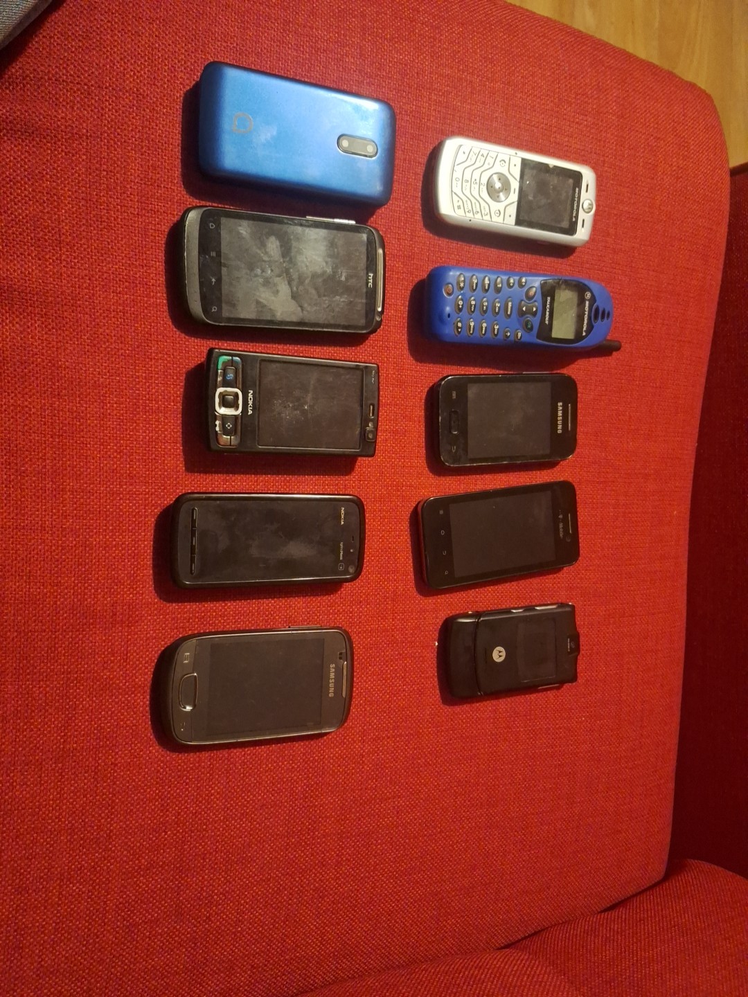 Old Phones Joblot Untested For Spares Or Repairs