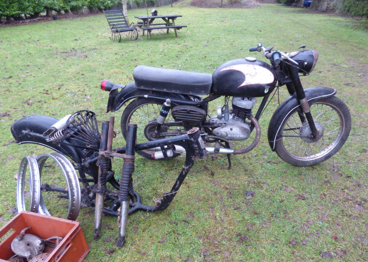 DKW 175cc ? BARN FIND, c1959, COMPLETE BIKE AND ANOTHER DKW FRAME & BITS. ??
