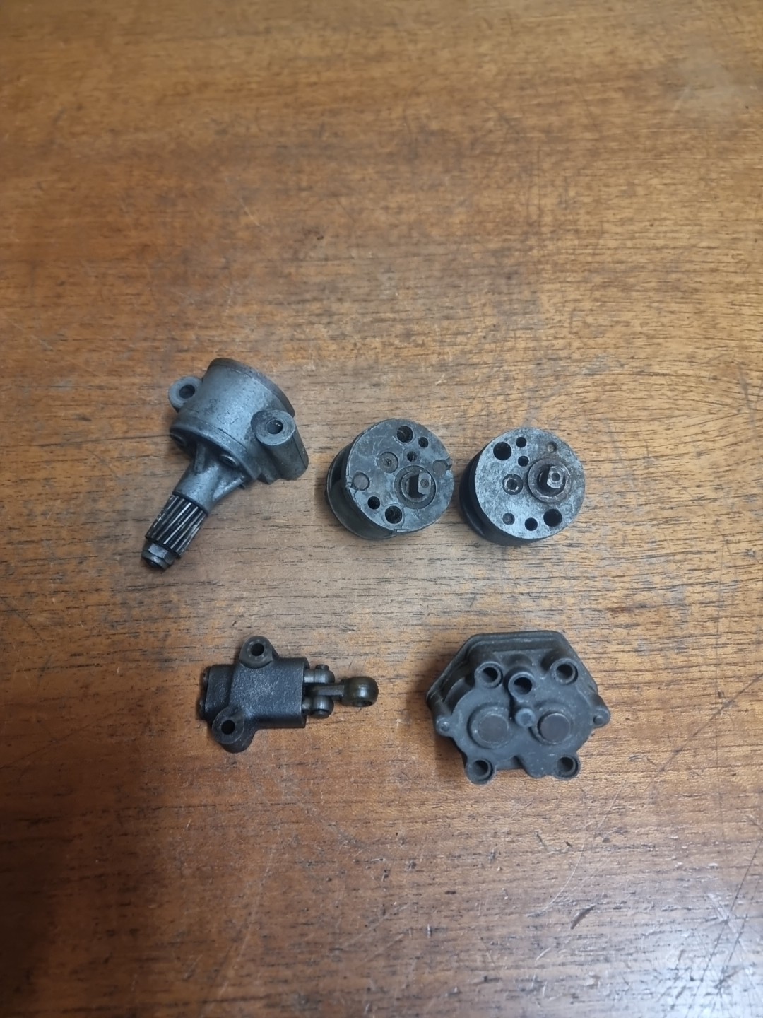 5 x Classic British Motorcycle Engine Oil Pumps Spares Or Repair