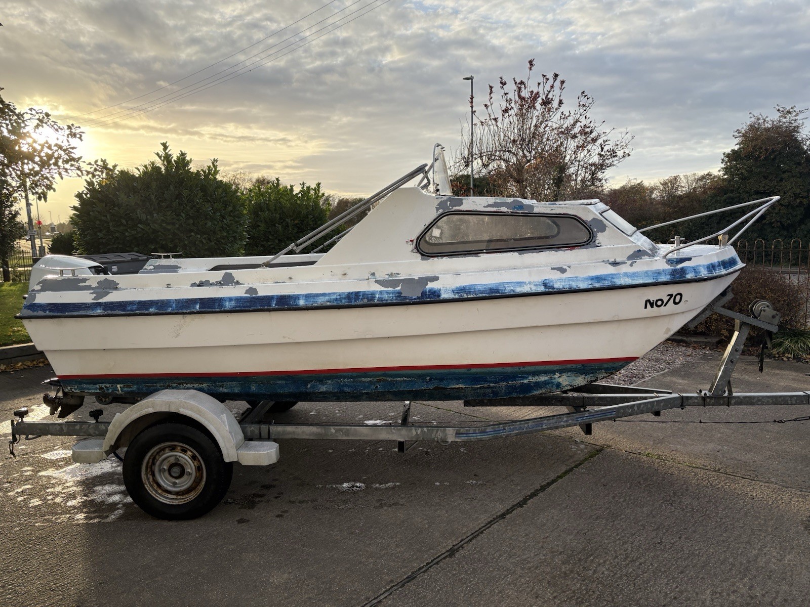 Project Boat Pilot 460, Mercury 9.9 Four Stroke Outboard Engine NO TRAILER