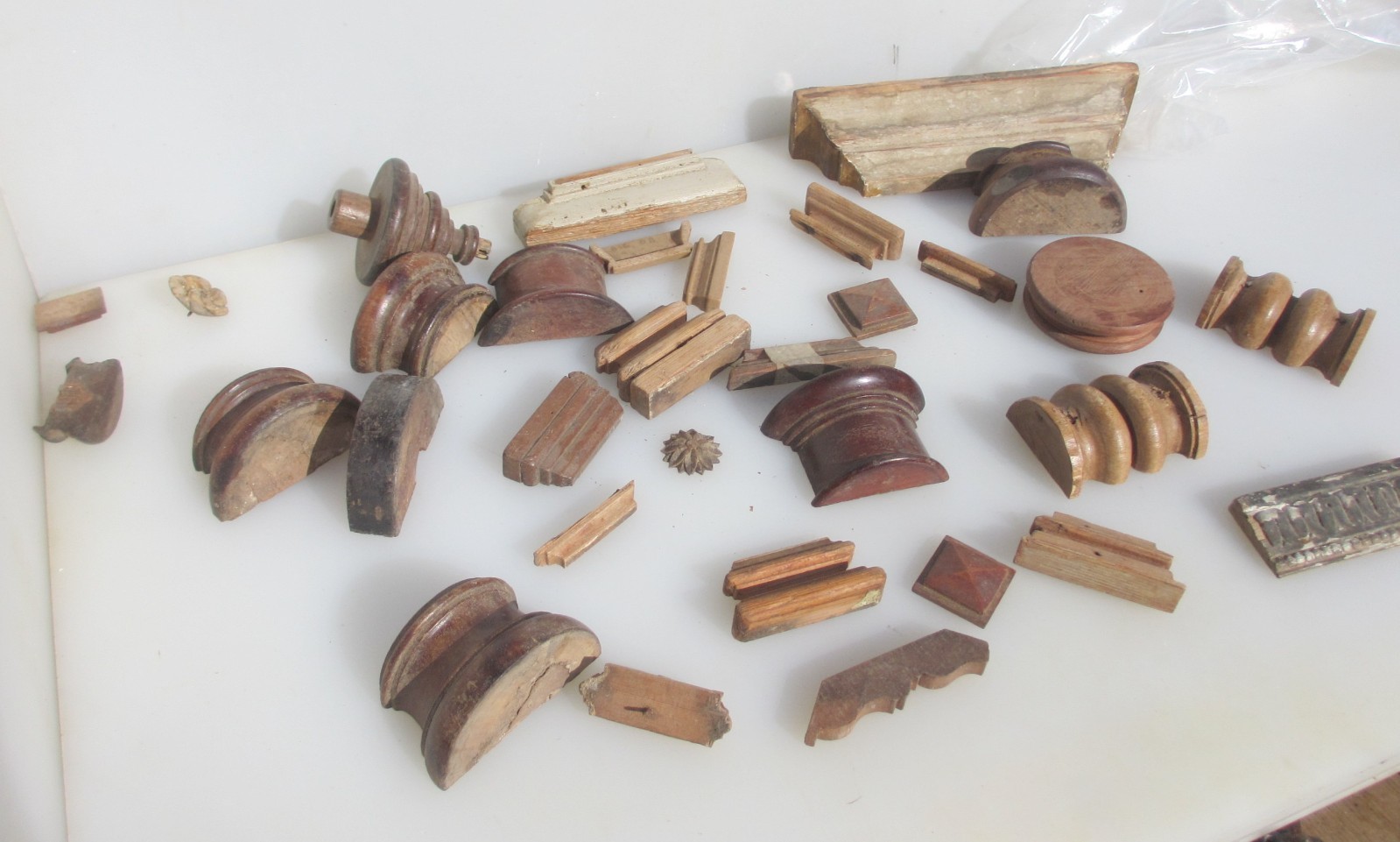 Antique Carved Wooden Furniture PARTS Old Pediment Column Wood Vintage PROJECT