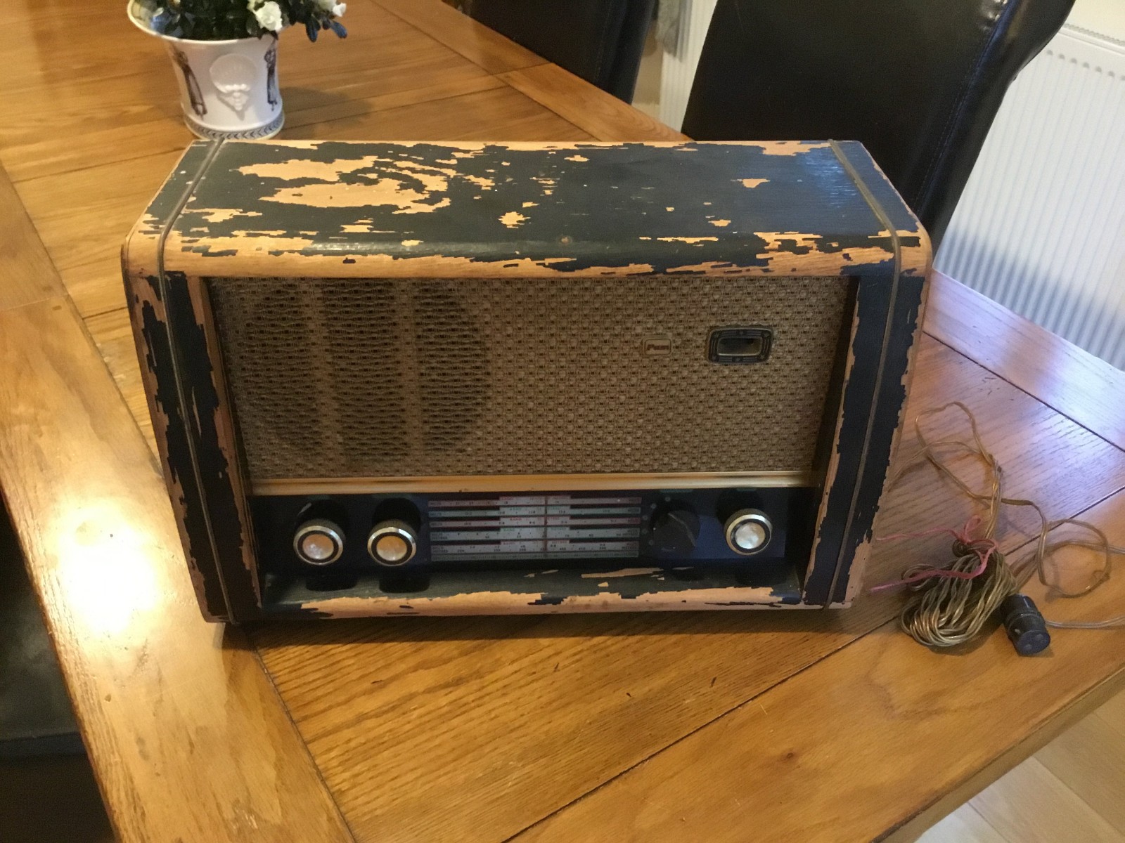 VINTAGE PAM VALVE RADIO FOR SPARES/PARTS OR POSSIBLE RESTORATION? CIRCA 1950s
