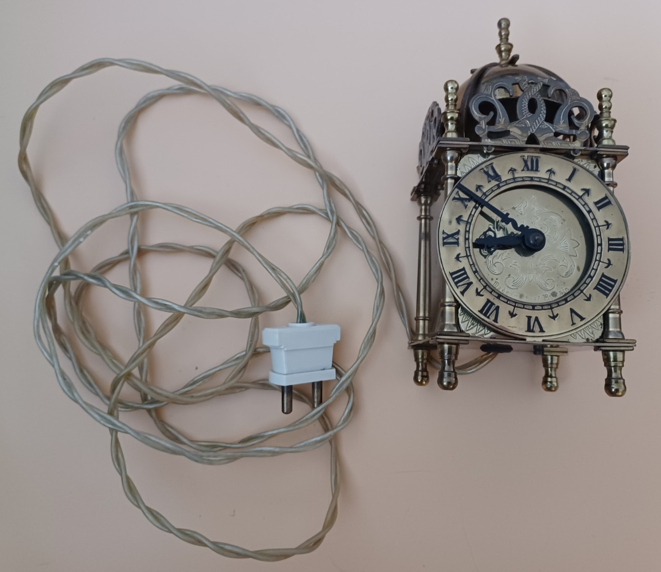 Vintage Electric Brass Lantern Clock - for restoration