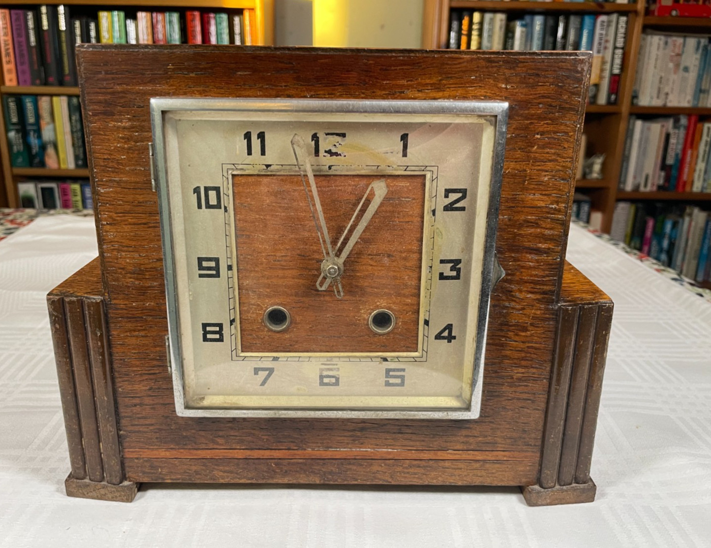 Vintage Art Deco Wooden Mantle Clock - Needs Restoration